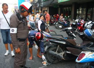 Parking enforcement improves South Road traffic, but likely won’t last long Police are now locking the wheels of motorcycles, the owners of which have violated the alternate-side parking rules.