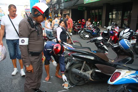 Police are now locking the wheels of motorcycles, the owners of which have violated the alternate-side parking rules.
