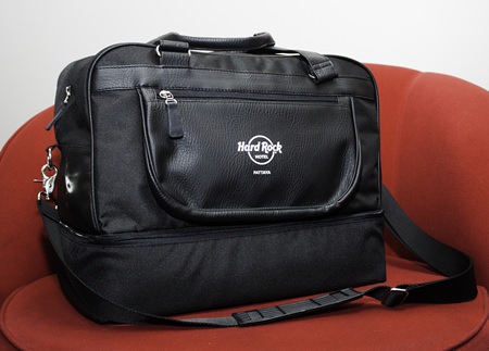 Hard Rock limited edition golf shoe bag for all entrants.