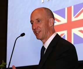 Britain’s Ambassador to Thailand Mark Kent addresses Skål International Bangkok.