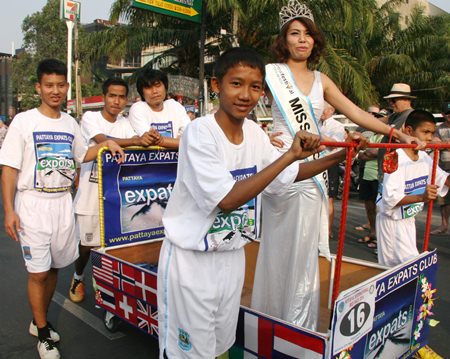 The beauty queen representing the Pattaya Expats Club had never travelled along Beach Road so fast.