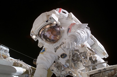 Astronaut Michael E. Lopez-Alegria, Expedition 14 commander and NASA space station science officer, participated in the final of three sessions of extravehicular activity (EVA) in nine days, Feb. 8, 2007, as construction continued on the International Space Station. 
