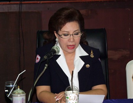 Bussarawadee Ekachai chaired the Jan. 7 Chonburi Red Cross meeting.