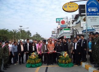 Ironically, officials stop traffic to launch their latest attempt to clear traffic in Pattaya.