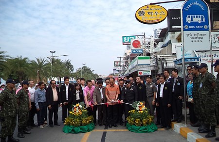 Ironically, officials stop traffic to launch their latest attempt to clear traffic in Pattaya.