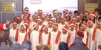 A large group of orphans sang ‘Jingle Bells’ and other Christmas Carols, accompanied by none other than Santa Claus!