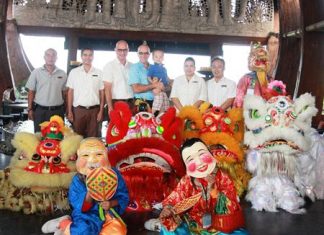 Chinese dragons & lions on show at Centara