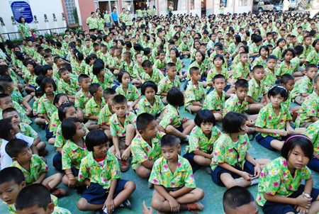 The school turned out to welcome the guests.