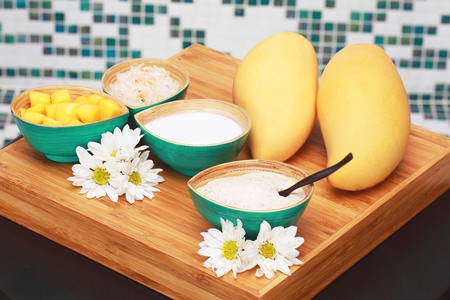 Mango sticky rice body scrub at Breeze Spa, Amari Pattaya.