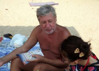 Tourists say Pattaya is safe from Bangkok protests Hungarian Dascse Andars says he’s not worried for his safety here in Pattaya, despite the protests in Bangkok.