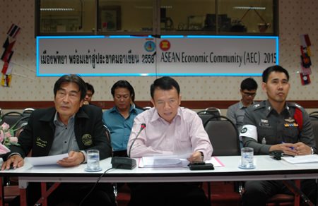 (L to R) Deputy Mayor Ronakit Ekasingh, Banglamung District Chief Sakchai Taengho, and Pol. Lt. Samret Chanviset, deputy chief of Pattaya’s traffic police, meet with city administrators to discuss the traffic situation in Pattaya.