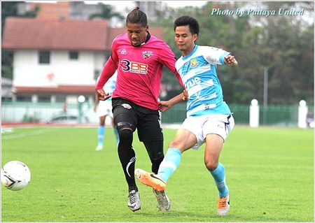 Pattaya United are shown in action against BBCU FC at the Thai Army Sports Stadium in Bangkok, Sunday, March 23. (Photo/Pattaya United FC)