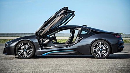 i8 scissor doors