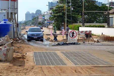 During construction, the roads in places will be narrow.