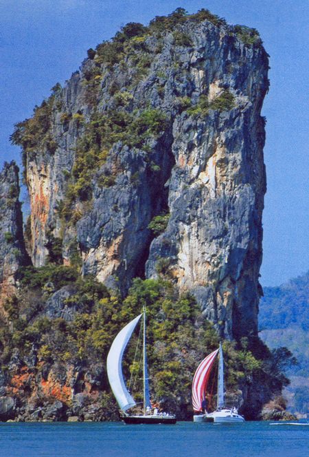 The pristine waters of Thailand are the nation’s treasure and can still offer a veritable paradise for sailing enthusiasts. (Photo/ArtAsia/Everingham)