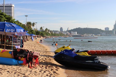 City Hall is now taking bids to choose a contractor that will begin the eight-month, in excess of 400 million baht process of rebuilding Pattaya Beach’s eroding shoreline.  The massive restoration project was deemed necessary after environmental experts predicted erosion would wipe out Pattaya Beach within five years if nothing was done. 