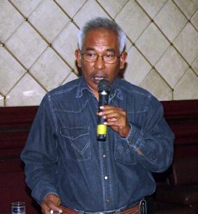 Tu Sodope of Thaiwat SG Construction Co. asks residents to be patient, as the work is almost done.