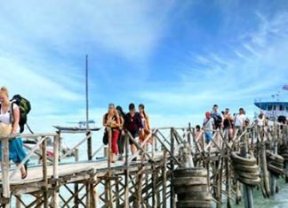 The party’s on: curfew exemption for Ko Phangan’s full moon party