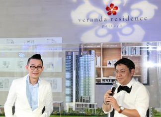 Werawat Ongwasit, MD of Veranda Resort & Spa Co. Ltd, (right) and event host Warawut Laophongchana (left) talk to media and potential investors at the July 18 official announcement of the 36-floor Veranda Residence project in Jomtien.