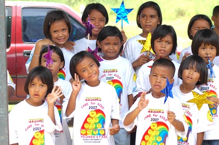 Ban Jing Jai children look adorable in their 2007 event shirts.