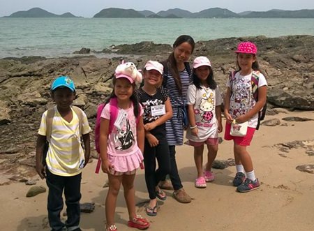 Students had a trip to the beach as part of summer school.