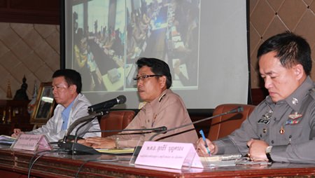 (L to R) Banglamung District Chief Sakchai Taengho, Royal Thai Navy Vice Adm. Rernglit Boonsongprasert and Pattaya police chief Col. Supathee Bungkhrong tell nightspot owners to stay within the guidelines of the law.
