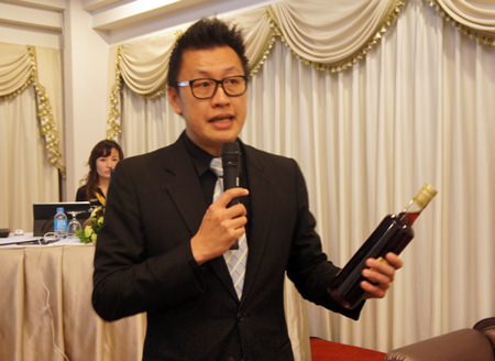 Arnat Limjirawattana, managing director for Event Marketing Co., announces the upcoming Pattaya Food & Hoteliers Expo.