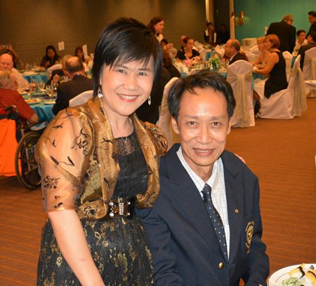 The adorable first couple Sumonrat and Vutikorn.