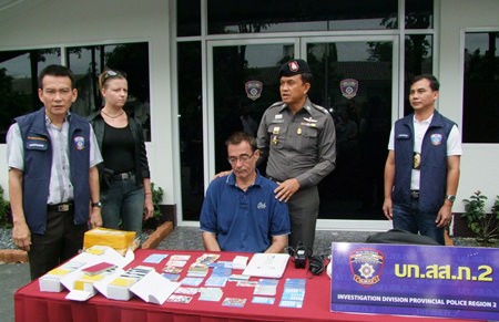 Fernando Manuel Navarro has been arrested for allegedly using fake cards to steal millions of baht from Pattaya-area ATMs.