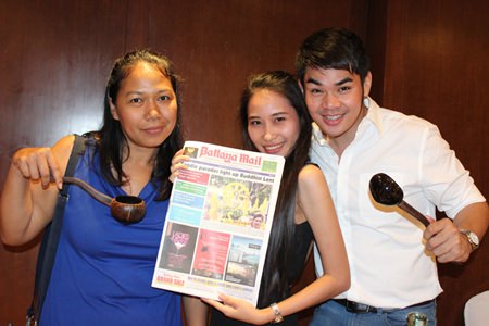 Siam Bayshore Hotel employees update themselves with Pattaya Mail every week.