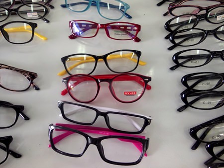 Bright colourful frames are available.