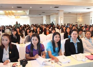 Teachers from all over Thailand attended the “Inspiring Science” workshop to develop teaching strategies in science topics.