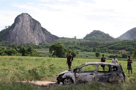 Former Koh Larn tour guide Pitchtatnan Dahsingh self-immolated at the foot of Big Buddha Mountain after suffering from depression.