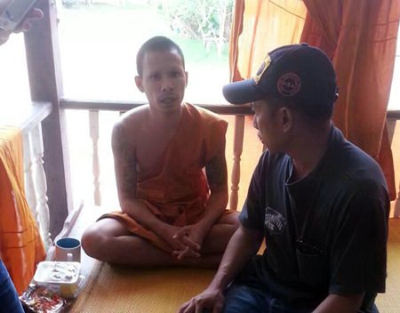 Royal Thai Navy drug-suppression officers arrested ex-convict Arm Srisai using a monk’s robes to disguise his continued career as a drug dealer.