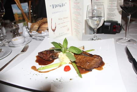 The main dish was the spectacular and perfectly cooked red wine braised beef brisket and lamb rack, with potato, asparagus and cherry tomatoes accompanied with the 2012 Braida Il Baciale Monferrato Rosso.