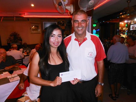 Ladies Flight Winner - Yui Bietry.