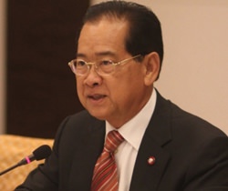 Thai Energy Minister Narongchai Akrasanee.