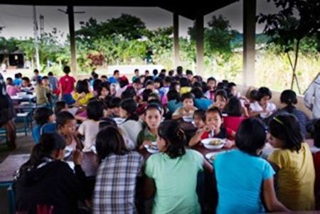 Pic of the children in the new canteen at Hway Ka Loke Boarding House on the Thai Burmese Border.