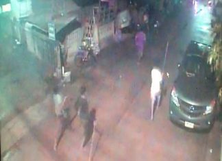 2 Cambodians arrested for attacking 5 Thais Closed-circuit cameras captured images of the Cambodians attacking the Thais.