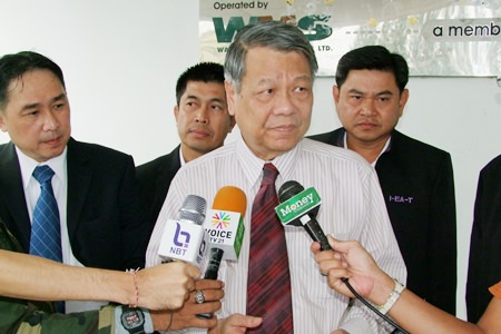 Industry Minister Chakramon Phasukvanich toured a recycling facility during his visit to Sriracha’s Hemaraj Industrial Estate.