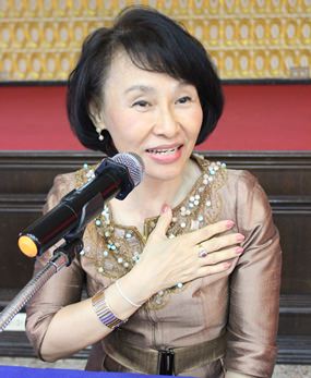 Napa Setakorn, director of the National Office for Empowerment of Persons with Disabilities stresses that patience is important and students must develop skills for compatibility and social skills.