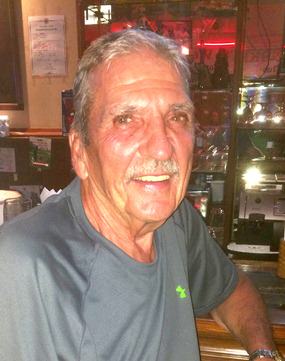 B Flight winner Butch Porter.