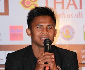 Buakaw Banchamek (Sombat Banchamek) will be aiming to become the first Thai fighter to ever win three K-1 championships.