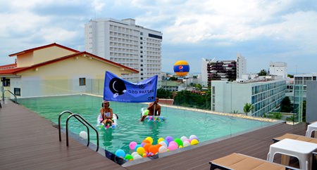 Facilities include a swimming pool on the eighth floor.