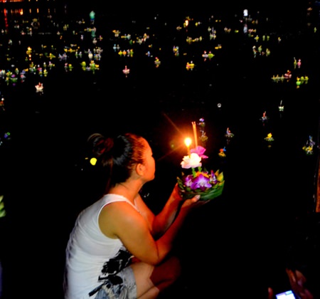 Thousands of krathongs were floated during the evening.