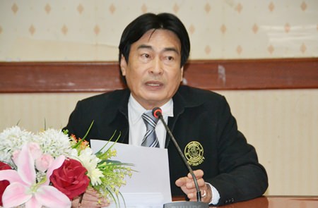 Pattaya Deputy Mayor Ronakit Ekasingh has his hands full trying to come up with agreeable solutions to the impending traffic nightmare expected to unfold once construction begins on the Sukhumvit bypass-tunnel.