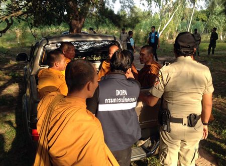 Police arrested six Cambodian monks on charges of illegally entering Thailand.