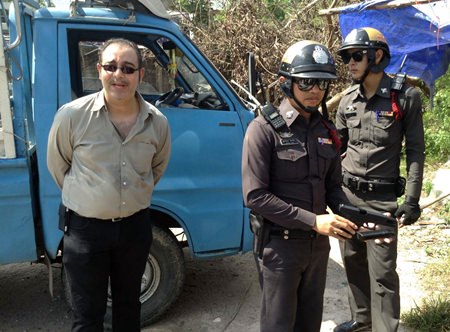 German expat Stefan Guth (left) was fined 500 baht for causing a public scare when he allegedly threatened his ex-girlfriend with a BB gun.