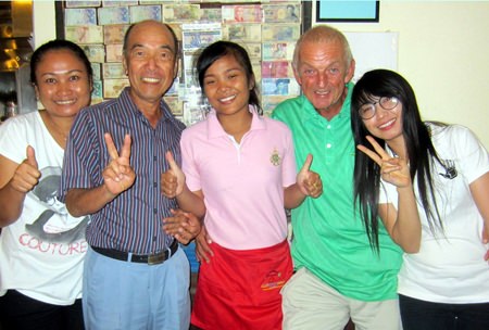 Friday winners Mashi Kaneta (2nd left) and Mick Coghlan (2nd right) pose with three of Tropical Bert’s cheerleaders.