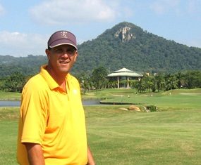 Bob poses on Khao Kheow’s B9 Hole, a good test of golf.